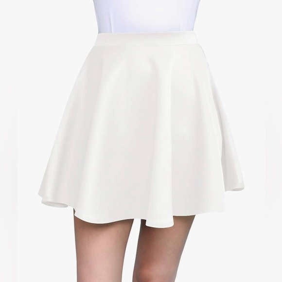 Women's Basic Versatile Stretchy Flared Casual Mini Skater Skirt - Picture 3 of 5